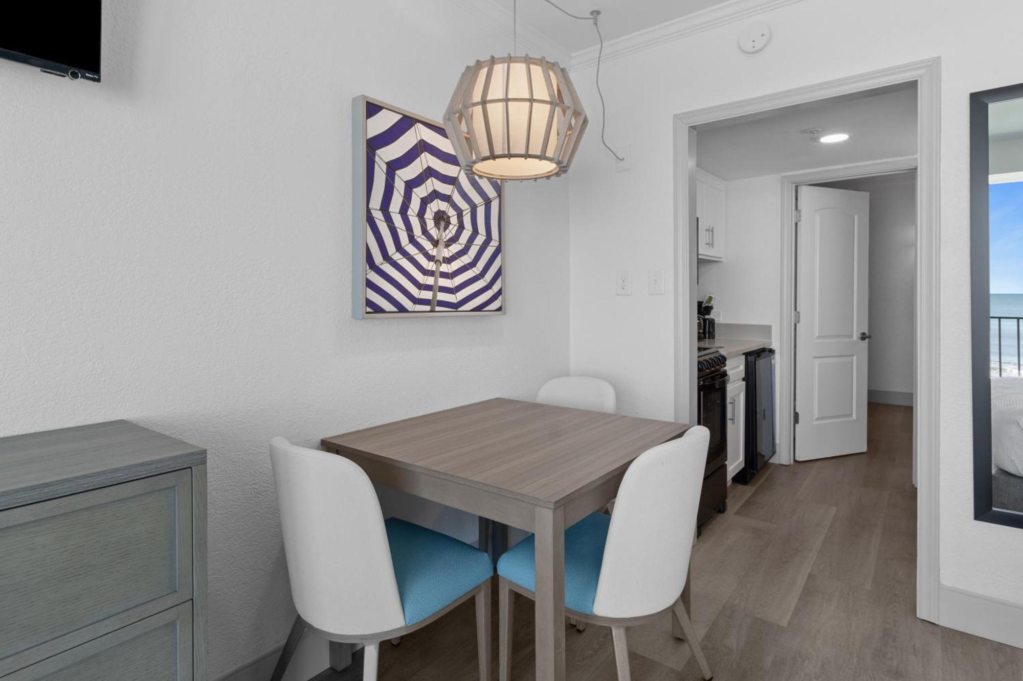 Отель Compass Cove Миртл-Бич Экстерьер фото